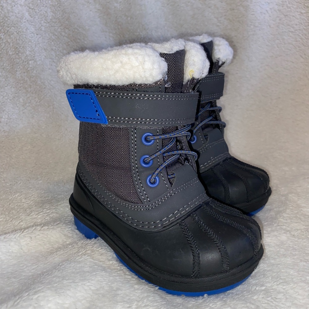 Cat & Jack toddler boys snow boots